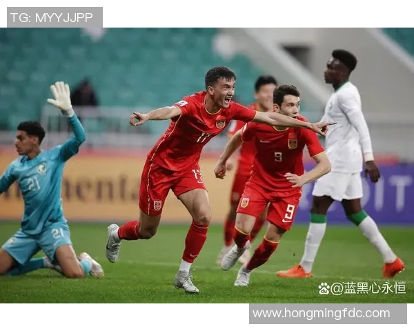 十七岁足球明星崭露头角引发全球关注未来之星的成长之路